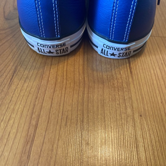 Converse - Picture 4 of 5